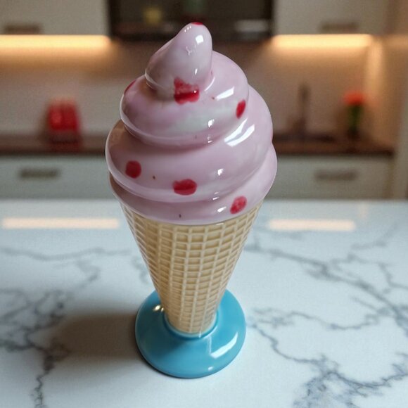 Vintage Japanese Ceramic Ice Cream Cone Trinket Dish – Mid-Century Kitsch - Picture 1 of 9